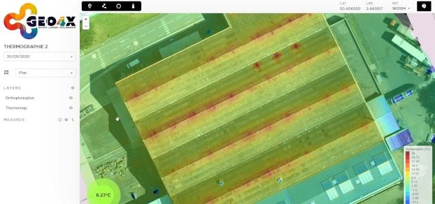 Precise thermal measurements on an industrial roof to detect thermal bridges.